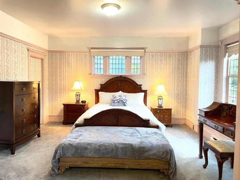 Parlor Suite In Heritage Manor, Fairfield, Near Dt Victoria Exterior foto