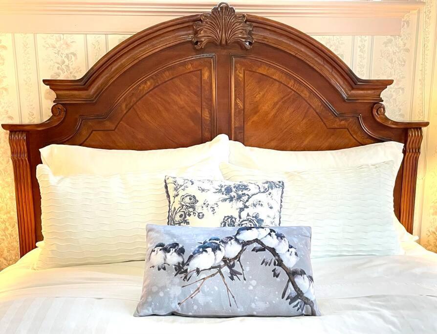 Parlor Suite In Heritage Manor, Fairfield, Near Dt Victoria Exterior foto