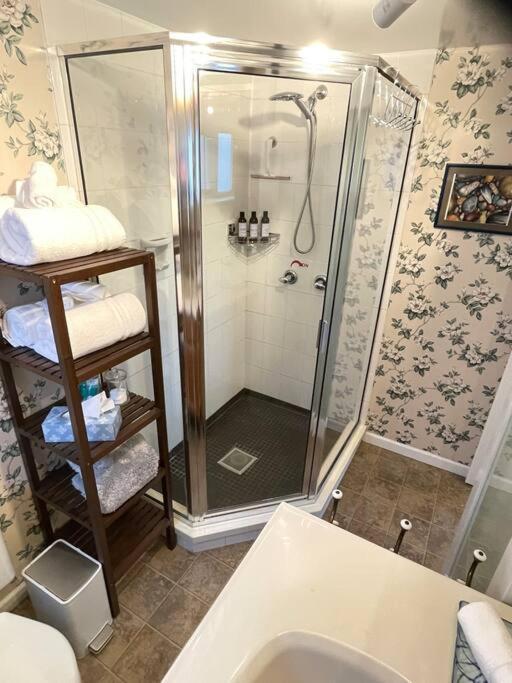 Parlor Suite In Heritage Manor, Fairfield, Near Dt Victoria Exterior foto